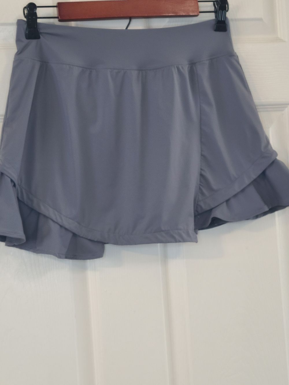 lululemon athletica Gray Performance Skort Size 4